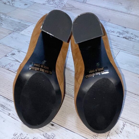 Guilty Soles Rosalie Tan Bootie - Picture 5 of 5